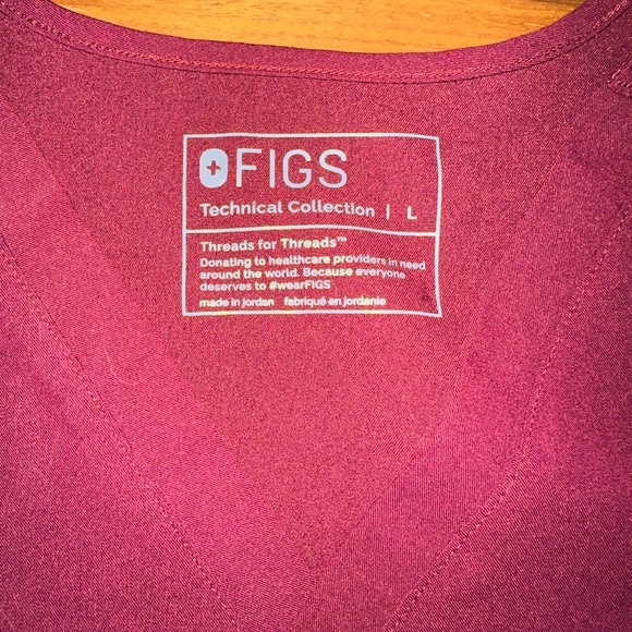 Figs V-Neck Scrub Top - Picture 3 of 4